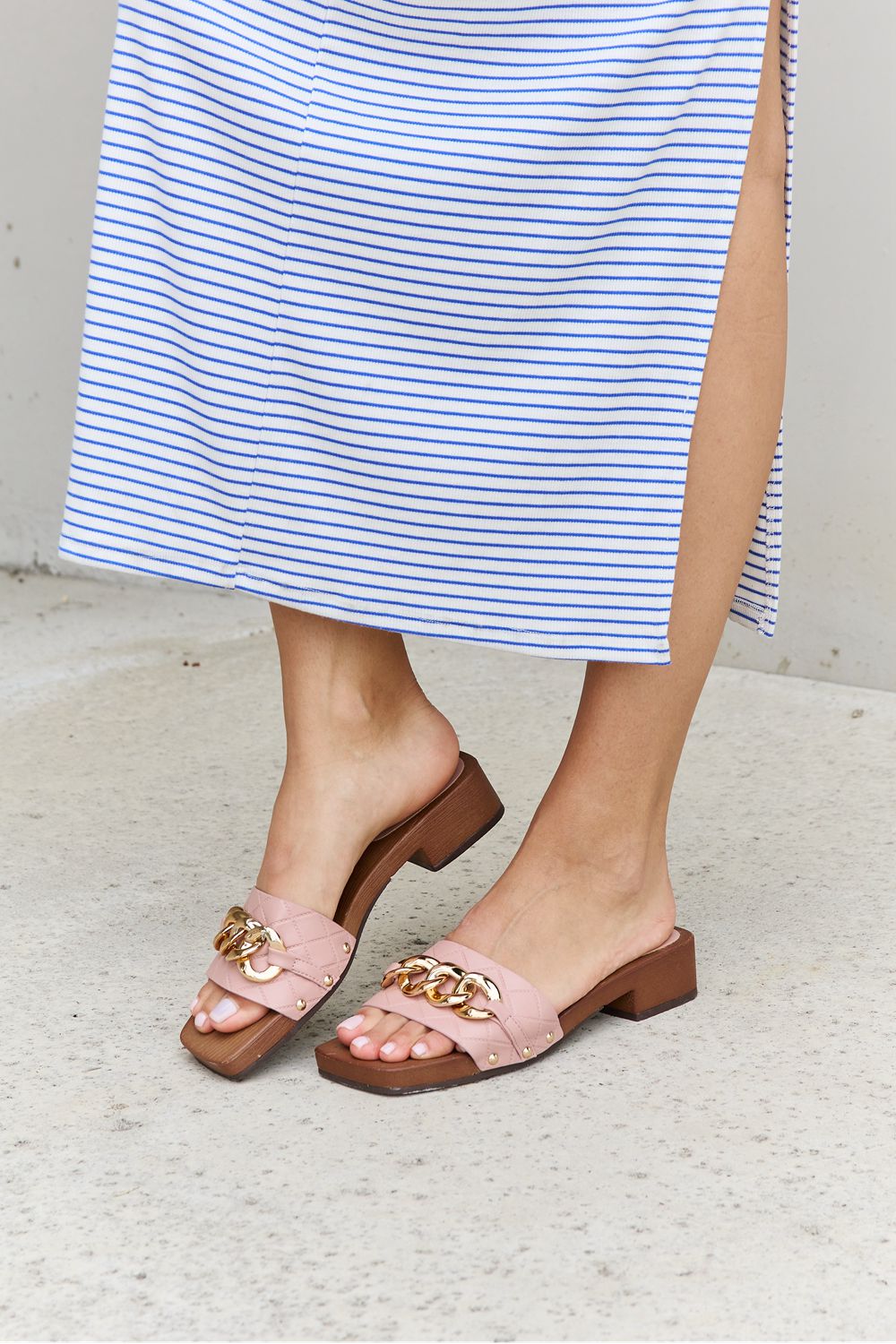 Forever Link Square Toe Chain Detail Clog Sandal in Blush